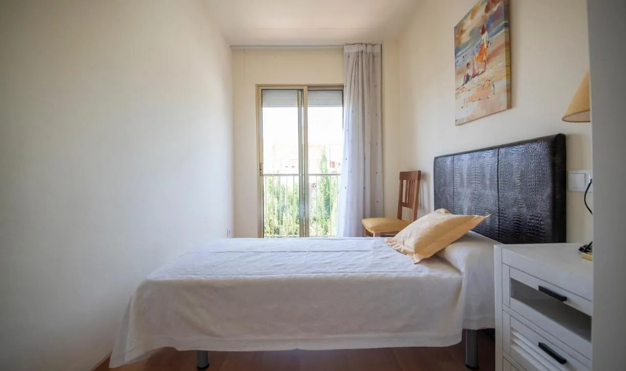 Tarracohomes, Th156 Casa Roser Familiar Y Con Piscina Compartida Tarragona 0*,