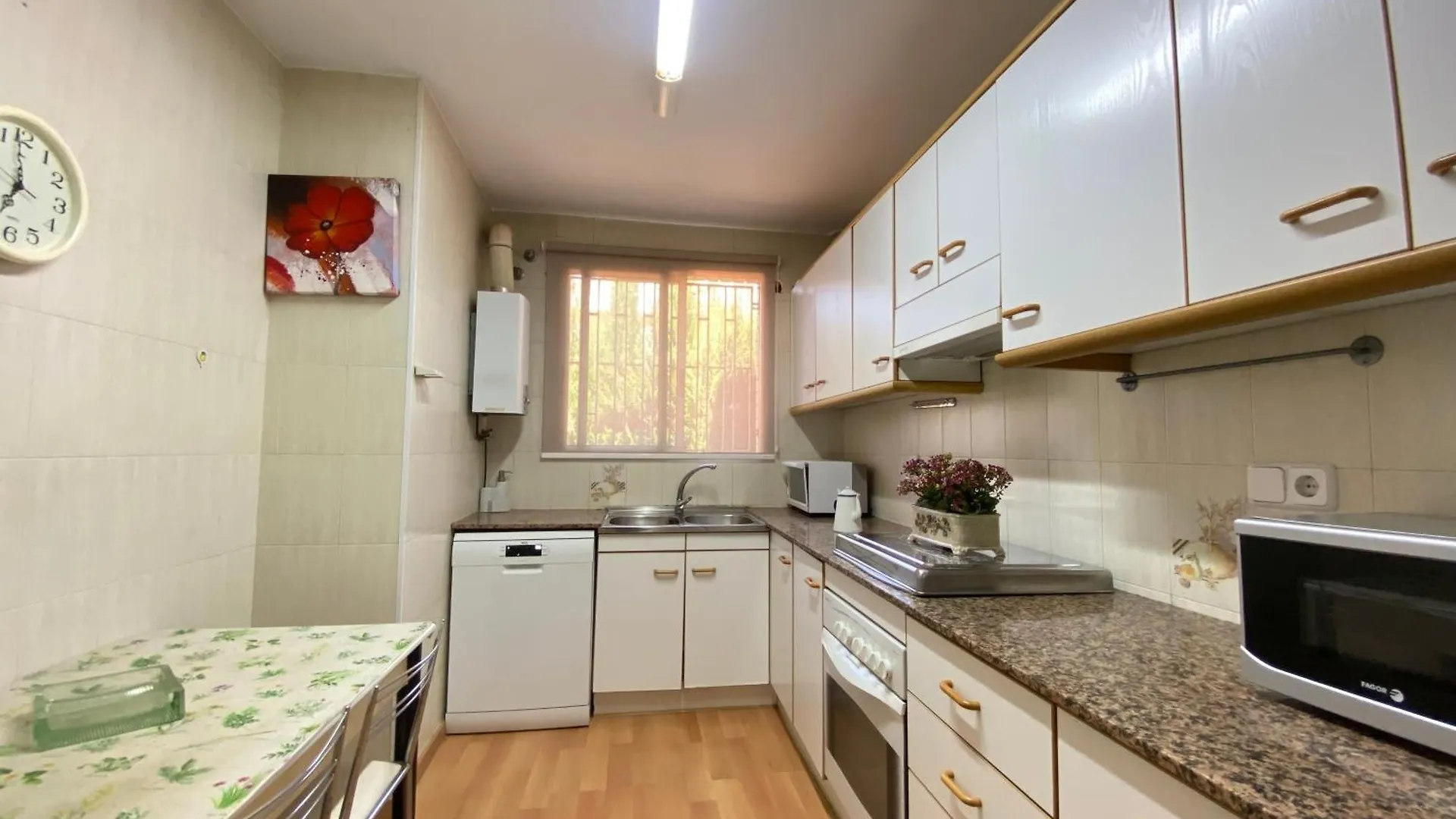 Tarracohomes, Th156 Casa Roser Familiar Y Con Piscina Compartida Tarragona Holiday home